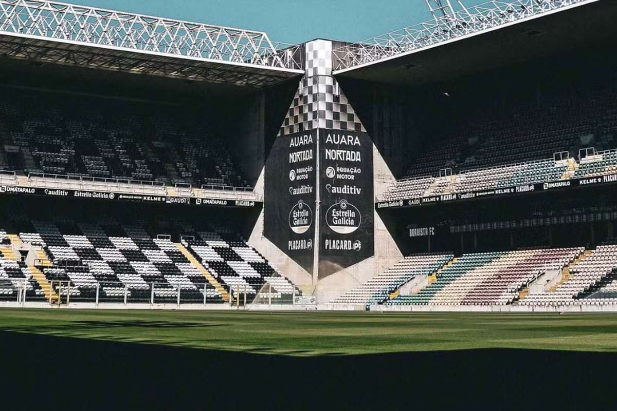 Adjudicadas mais 13 garagens no leilão de bens do Boavista