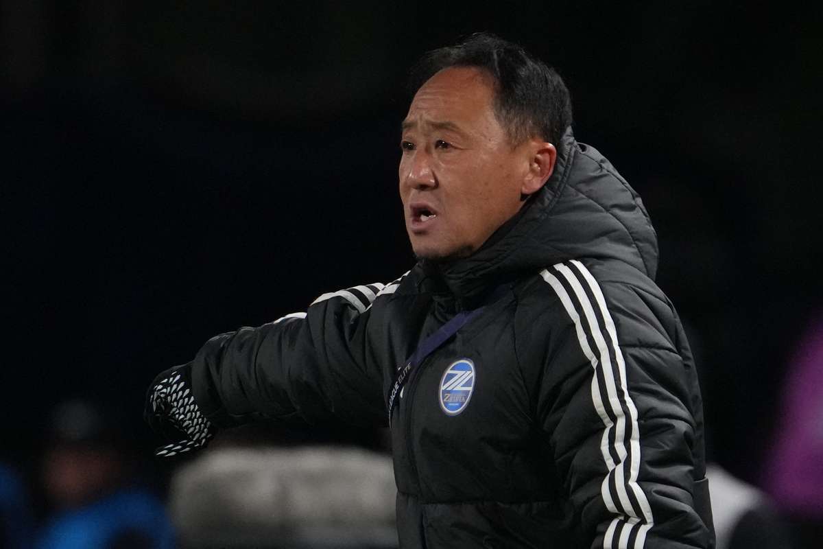 Pelatih Machida Zelvia Go Kuroda Tak Cemas Hadapi Bintang Bintang Al Ahli