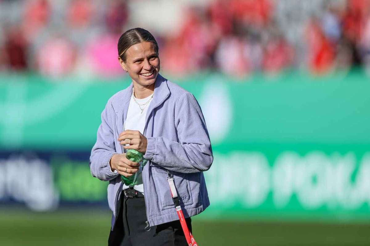 "Il faut y croire" : Bühl table sur un apprentissage avant l'affrontement avec Barcelone