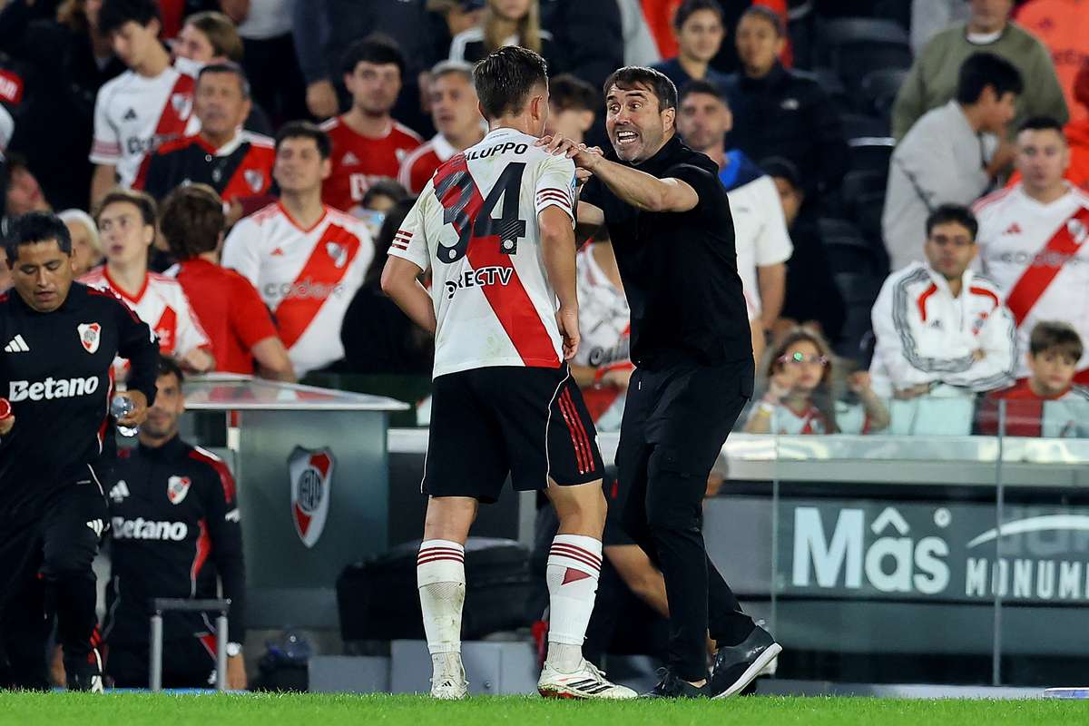 Argentina: River Plate pouco convincente tem dificuldades para bater o fraco Aldosivi (3-1)