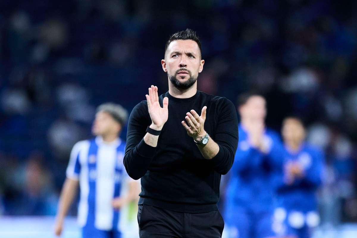 Chelsea sondou Farioli mas técnico prefere prosseguir no FC Porto