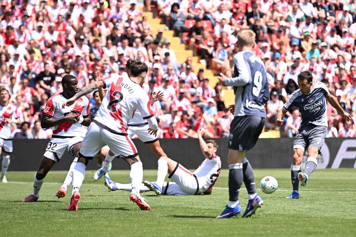 Encuentro trepidante en Vallecas con un Rayo que regala otra jornada de emoción al límite (3-3)