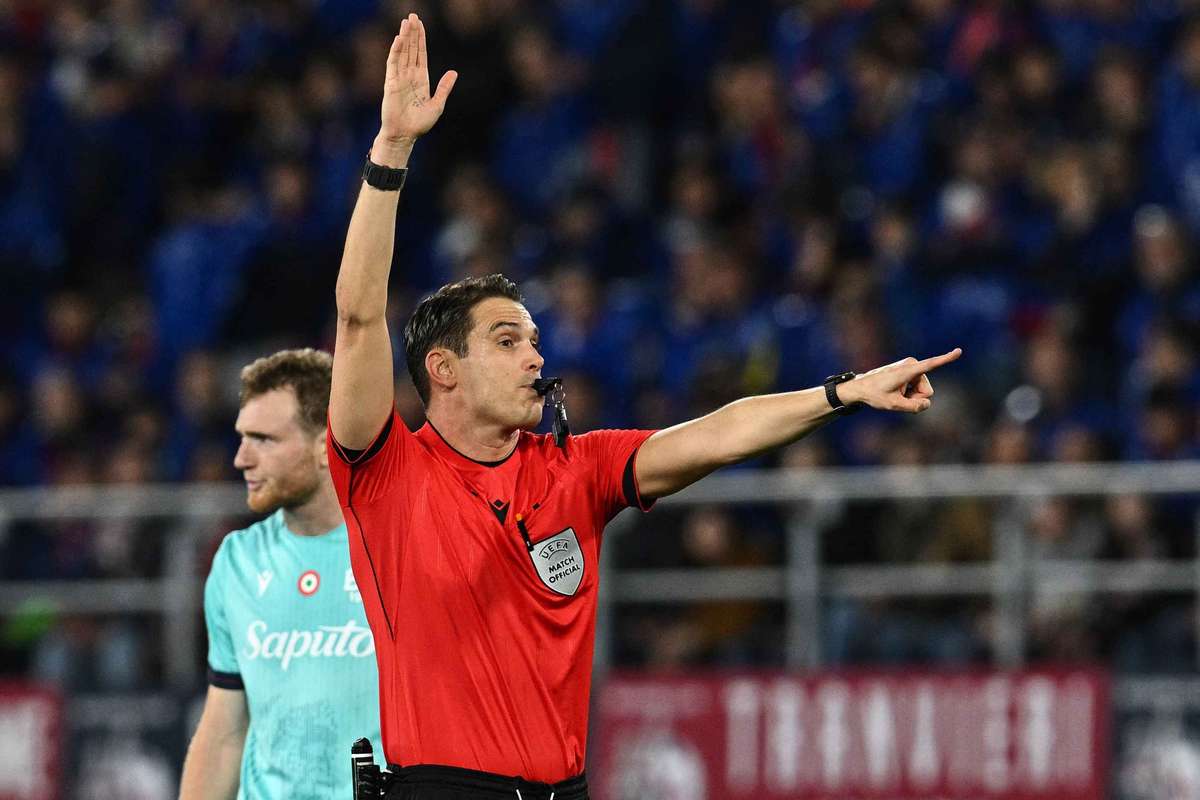 Liga dos Campeões: Sandro Schärer é o árbitro do PSG-Bayern Munique