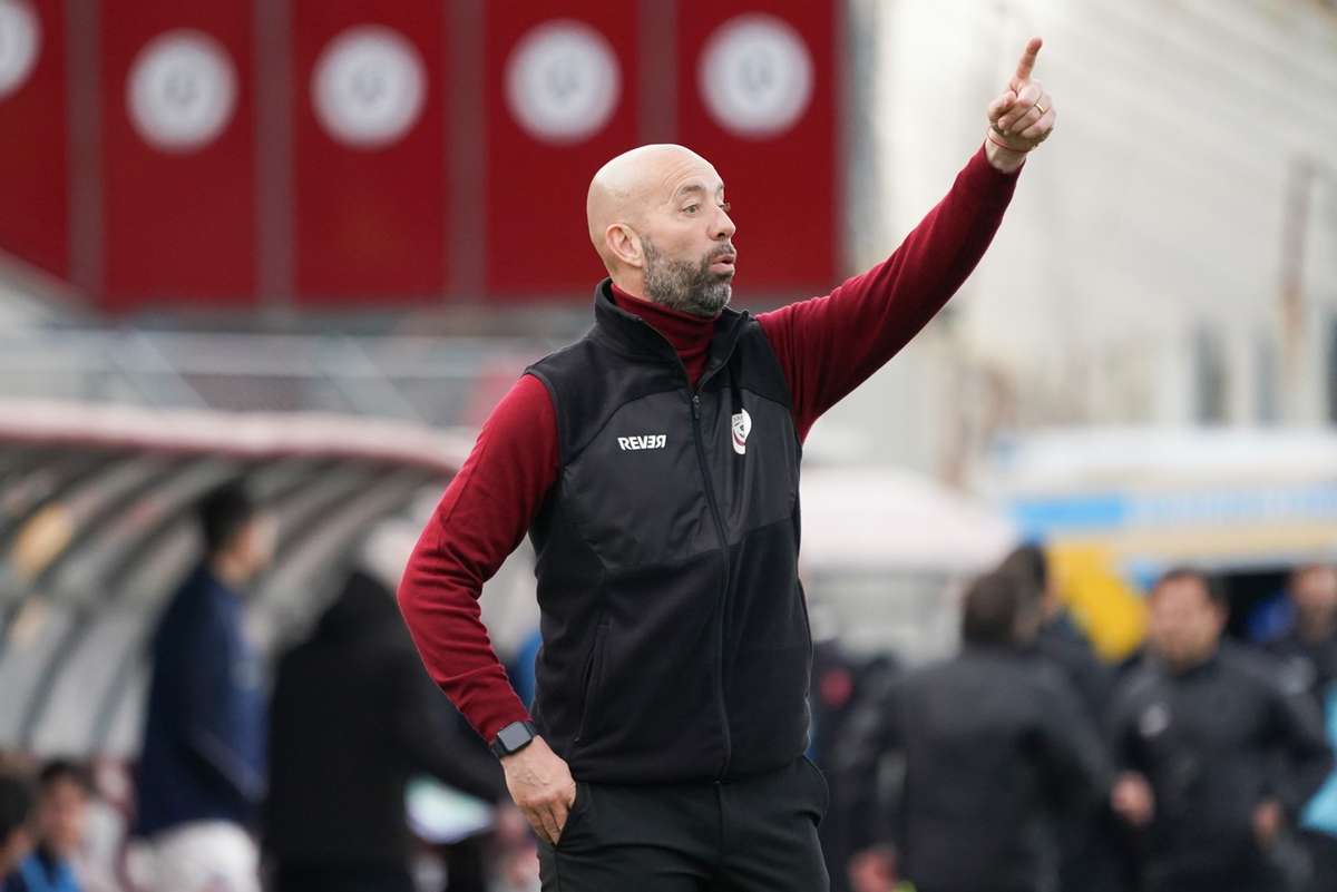 Itália: Arezzo volta à Serie B após 19 anos Ascoli enfrenta playoffs