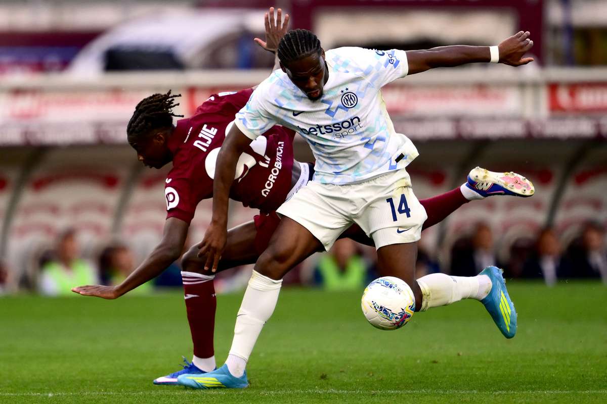 Inter de Milão divide pontos com o Torino mas continua perto do ceptro da Serie A