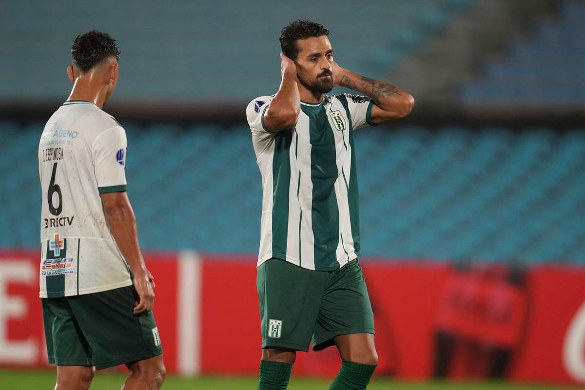 Racing Club de Montevideo, el humilde equipo, conquista el titulo del Apertura en Uruguay