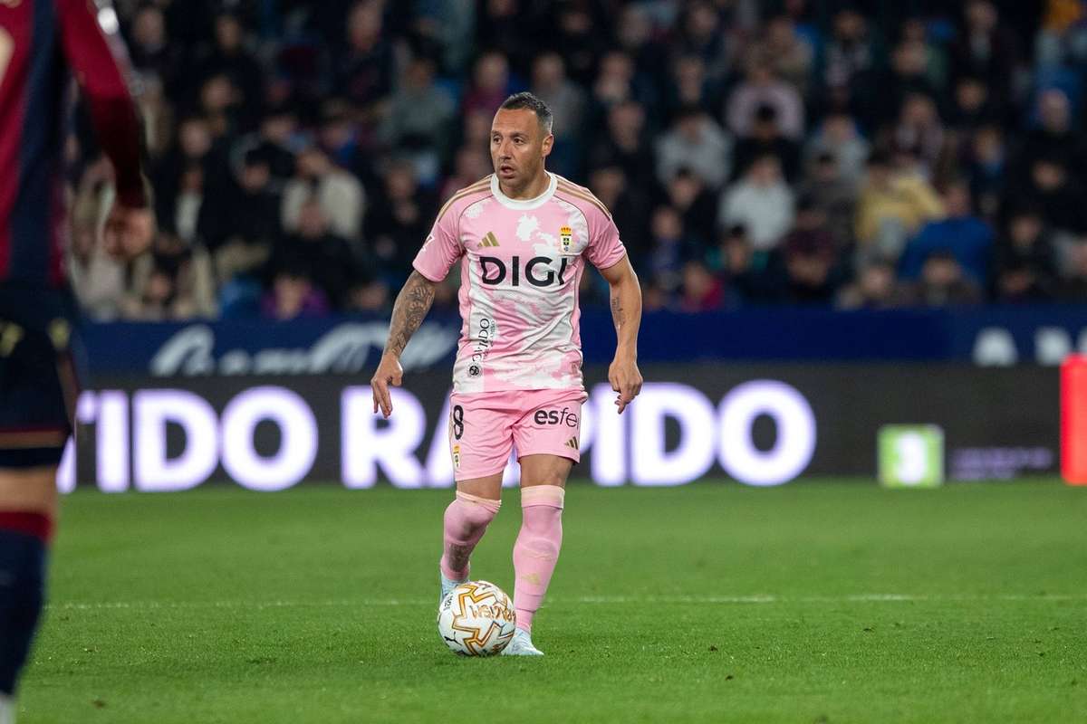 LaLiga: Cazorla do Oviedo sugere possível despedida do futebol