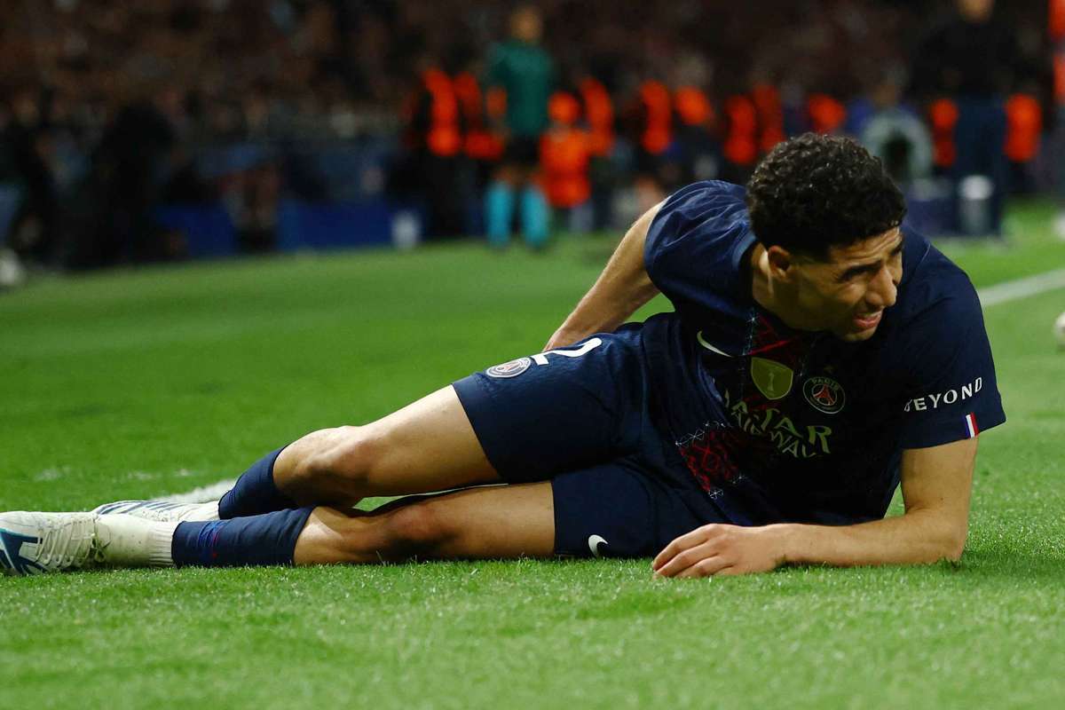 Difensore del PSG Hakimi saltera il viaggio in Champions League a Bayern per problema alla coscia