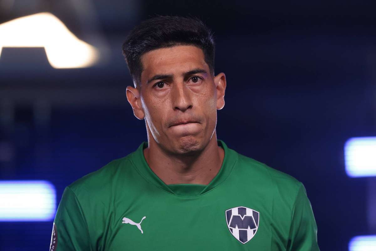 Guarda-redes suspenso por 13 partidas após soco em rival na liga espanhola
