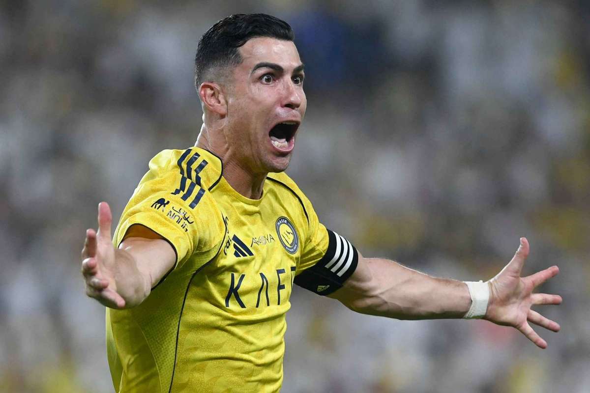Apenas 30 para os mil: CR7 faz gol na vitória do Al-Nassr contra o Al-Ahli e atinge 970 tentos