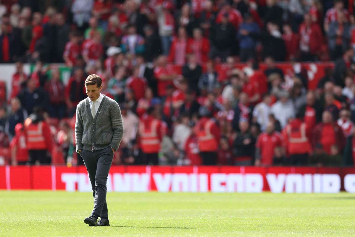 Oficial Scott Parker abandona o Burnley depois da descida à segunda liga