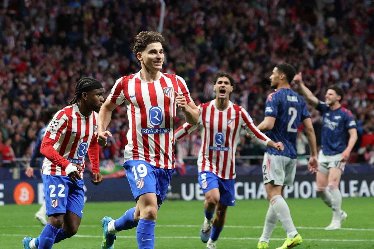 Julián Álvarez reacende o interesse no mercado de transferências