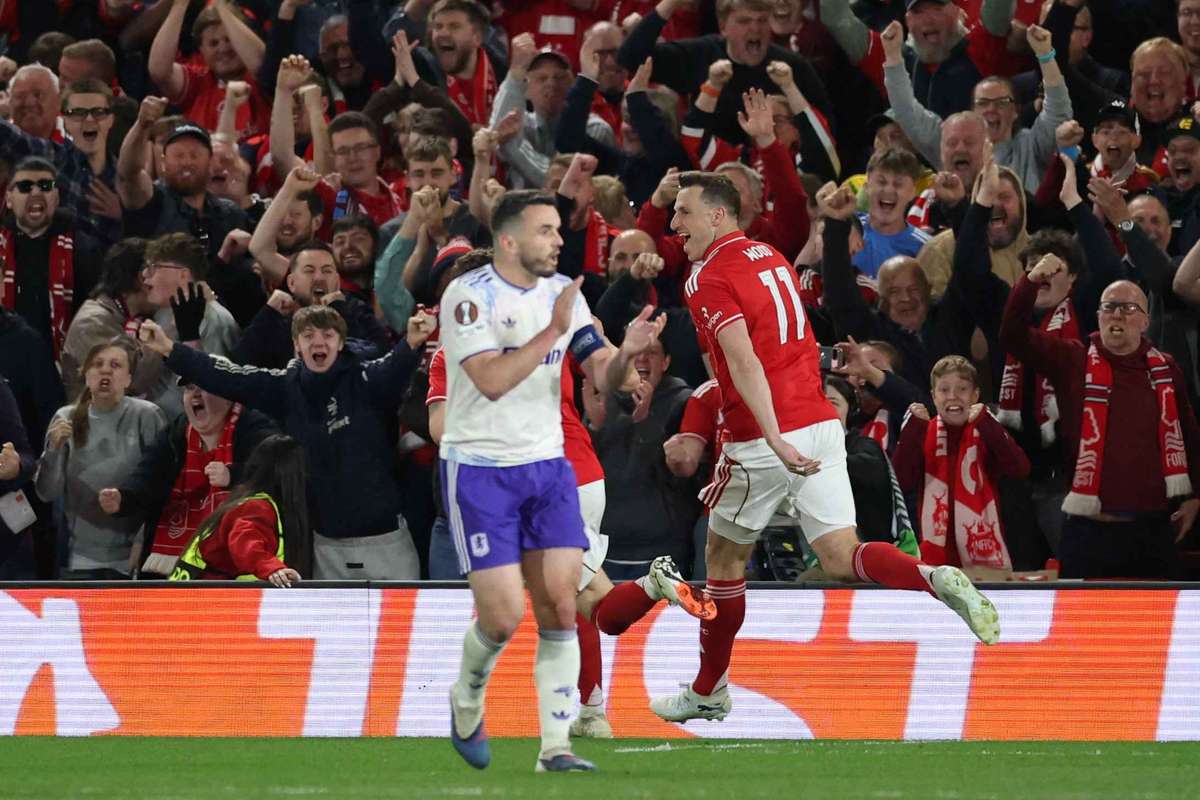 Liga Europa: Nottingham Forest de Vítor Pereira sai na frente do Aston Villa (1-0)