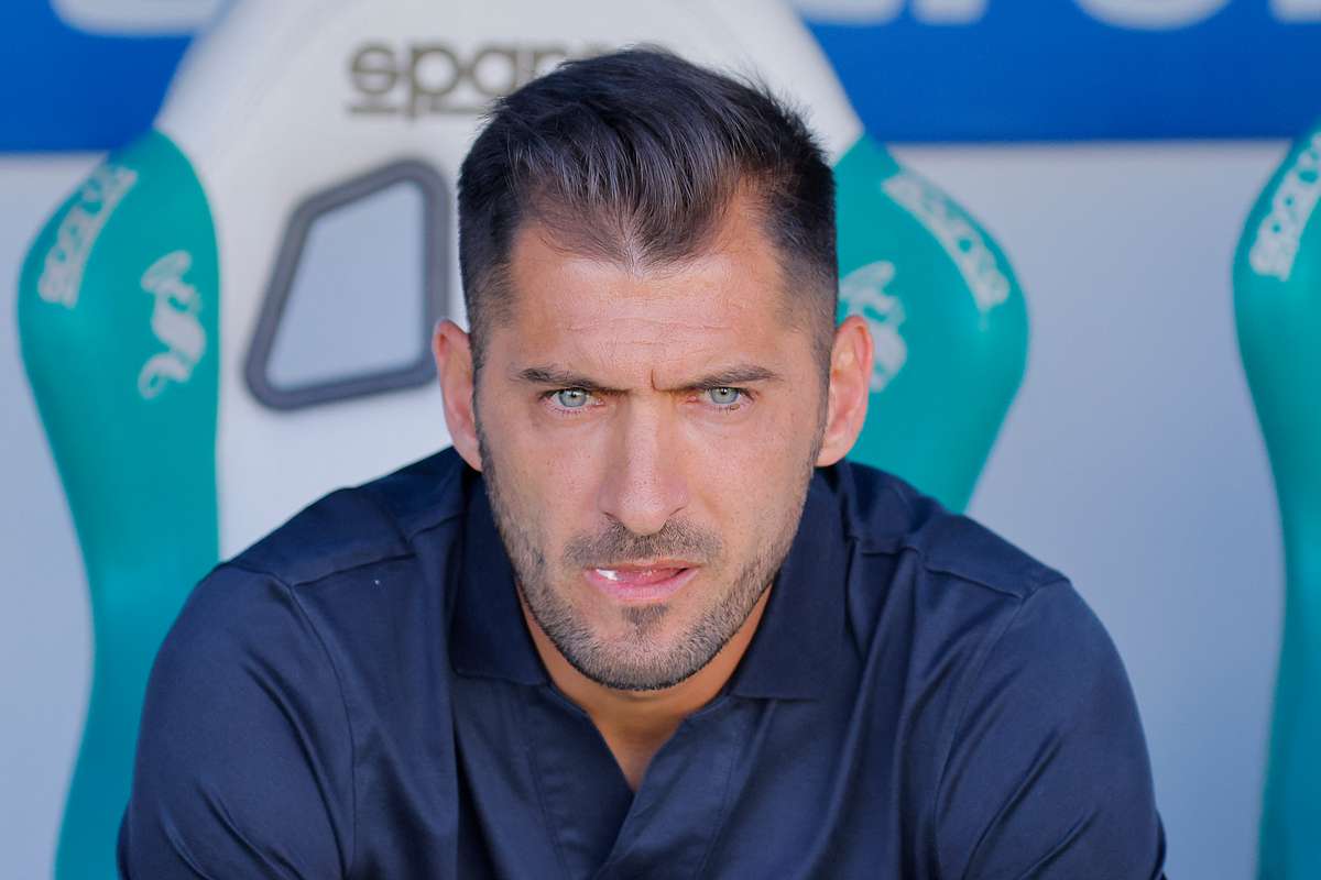 El club Monterrey de México confirma la salida del entrenador argentino Nicolás Sánchez