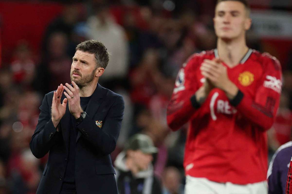 Manchester United Manager Carrick Thrilled for Premier Encounter with Rivals Liverpool