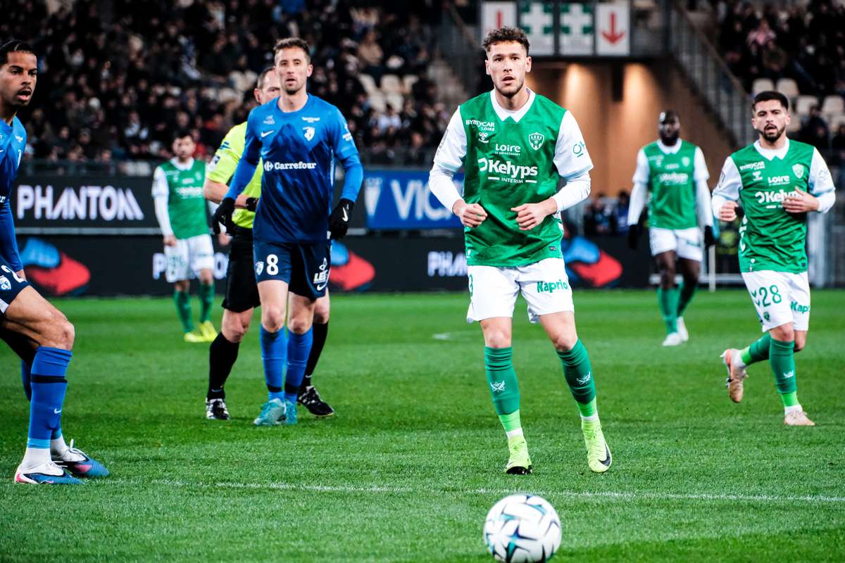 Saint-Étienne ralentit et ne peut plus se permettre la moindre faute pour revenir en Ligue 1