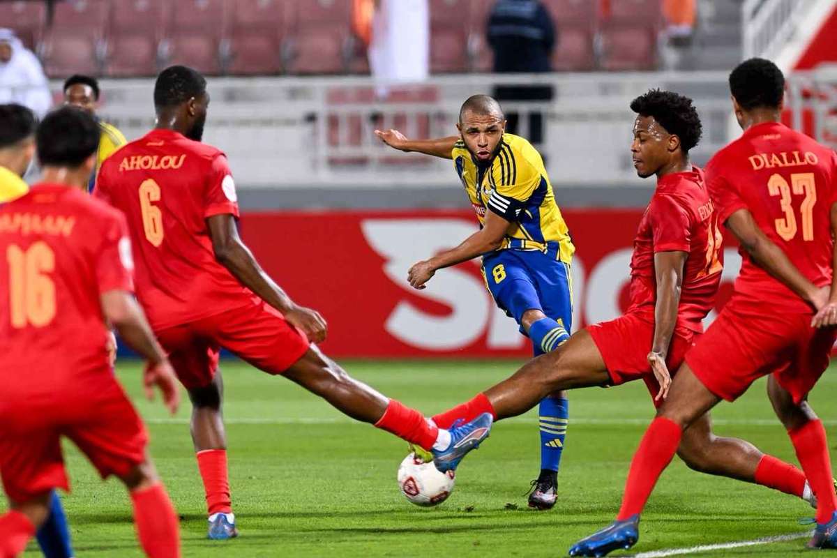 Catar Pedro Martins conduz Al-Gharafa a vitoria 2 1 nas meias finais da Taca do Emir