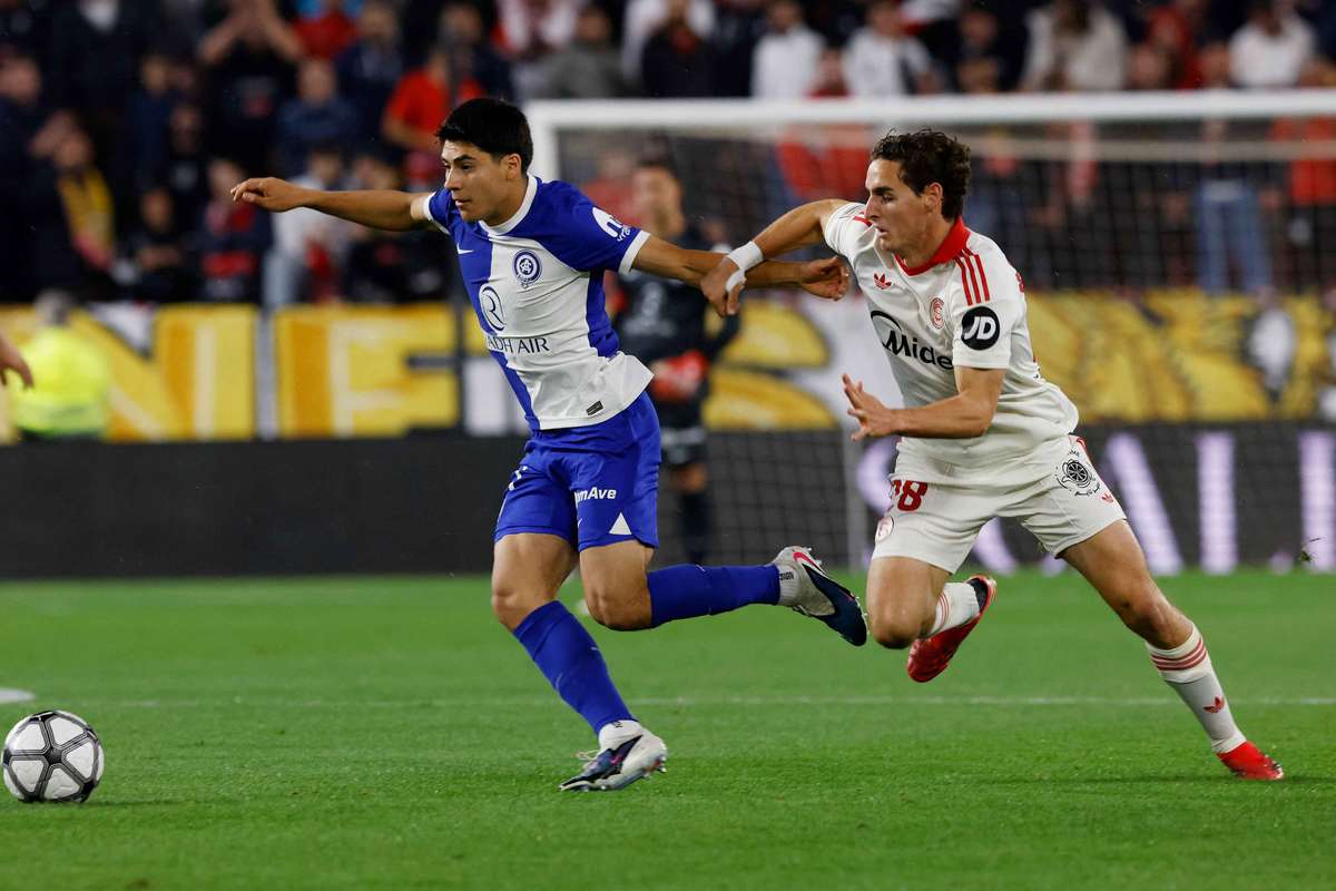 Se agravan las dificultades en el Sevilla: Lesión para Manu Bueno