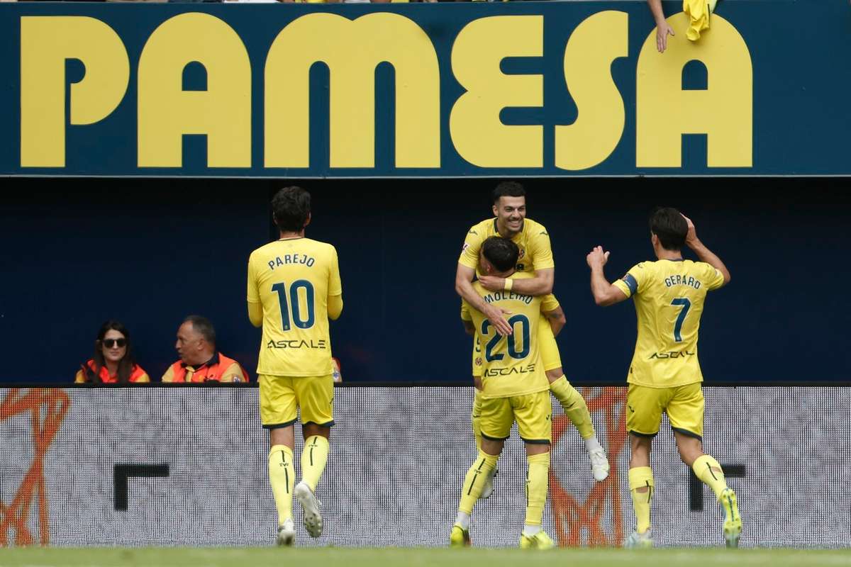 Villarreal thrash Levante to clinch Champions League place with flair