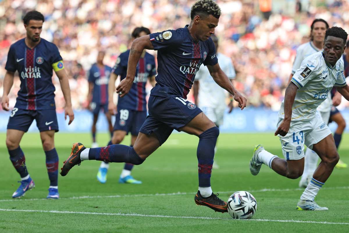 Tosin realizza il pareggio all'ultimo per il Lorient mentre il PSG perde terreno nella corsa al titolo di Ligue 1