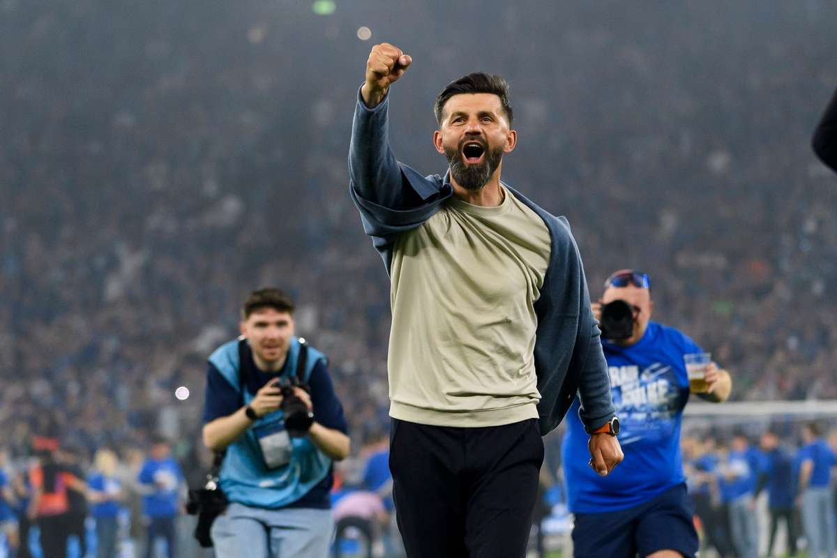 Vertrag fristverlaengert Muslic bleibt als Aufstiegscoach bis 2028 bei Schalke