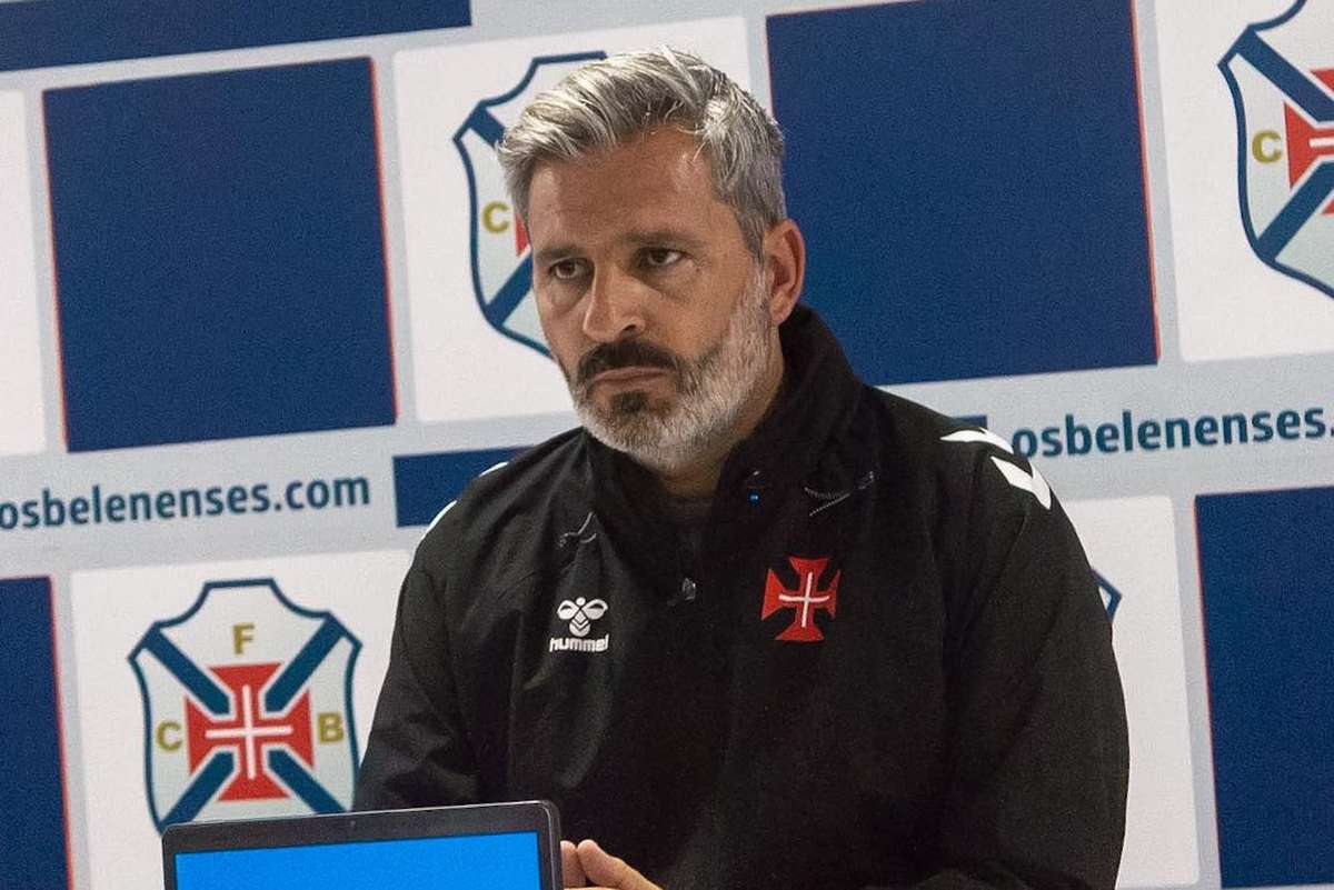 Oficial: Belenenses demite treinador enquanto luta pela subida à Liga 2