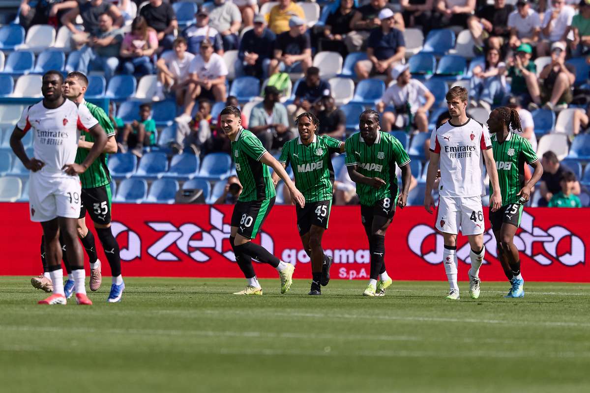 Milan sombre face à Sassuolo, Inter au bord du titre avant d'affronter Parme