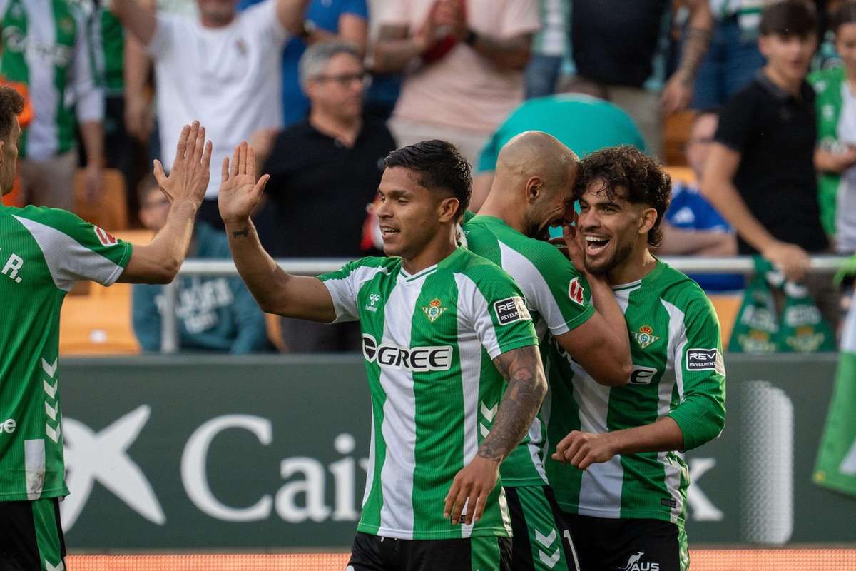 Real Betis Membuat Oviedo Semakin Dekat ke Degradasi dengan Kemenangan Telak di LaLiga
