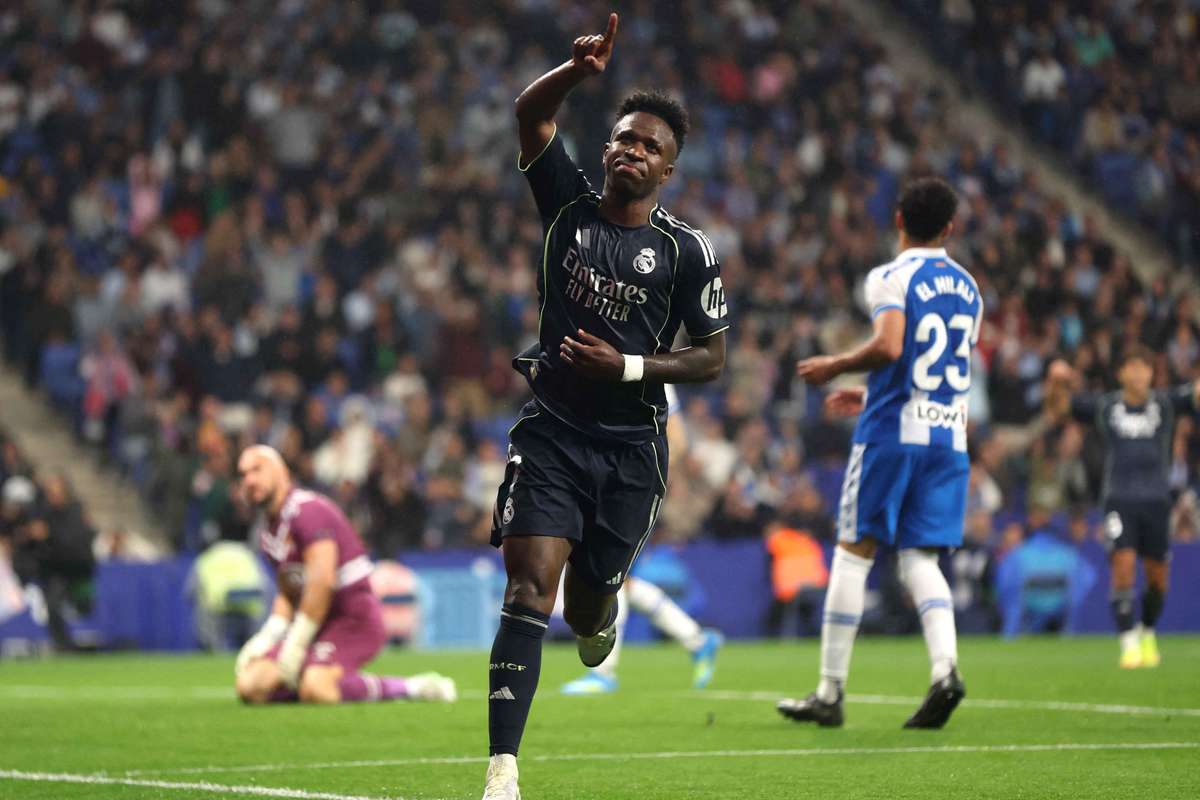 LaLiga: Vinícius assegura triunfo do Real Madrid ante o Espanyol e empurra celebração do Barcelona para o Clássico (0-2)