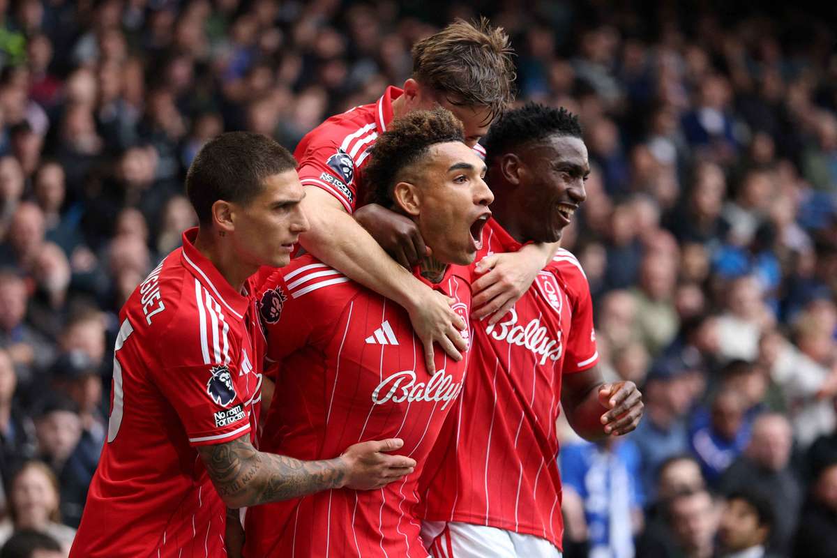 Nottingham Forest ease past dismal Chelsea to close in on Premier League safety