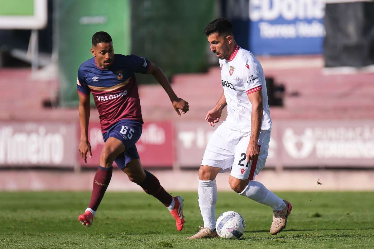 Liga 2 Torreense assegura lugar no play off de promoção 3 2 FC Porto B triunfa 1 0