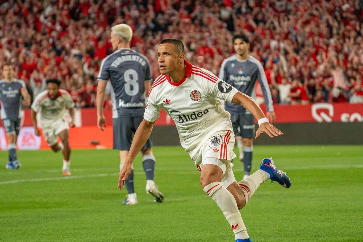 Alexis Sanchez Stars as Sevilla Overcomes Real Sociedad to Exit LaLiga Relegation Fight
