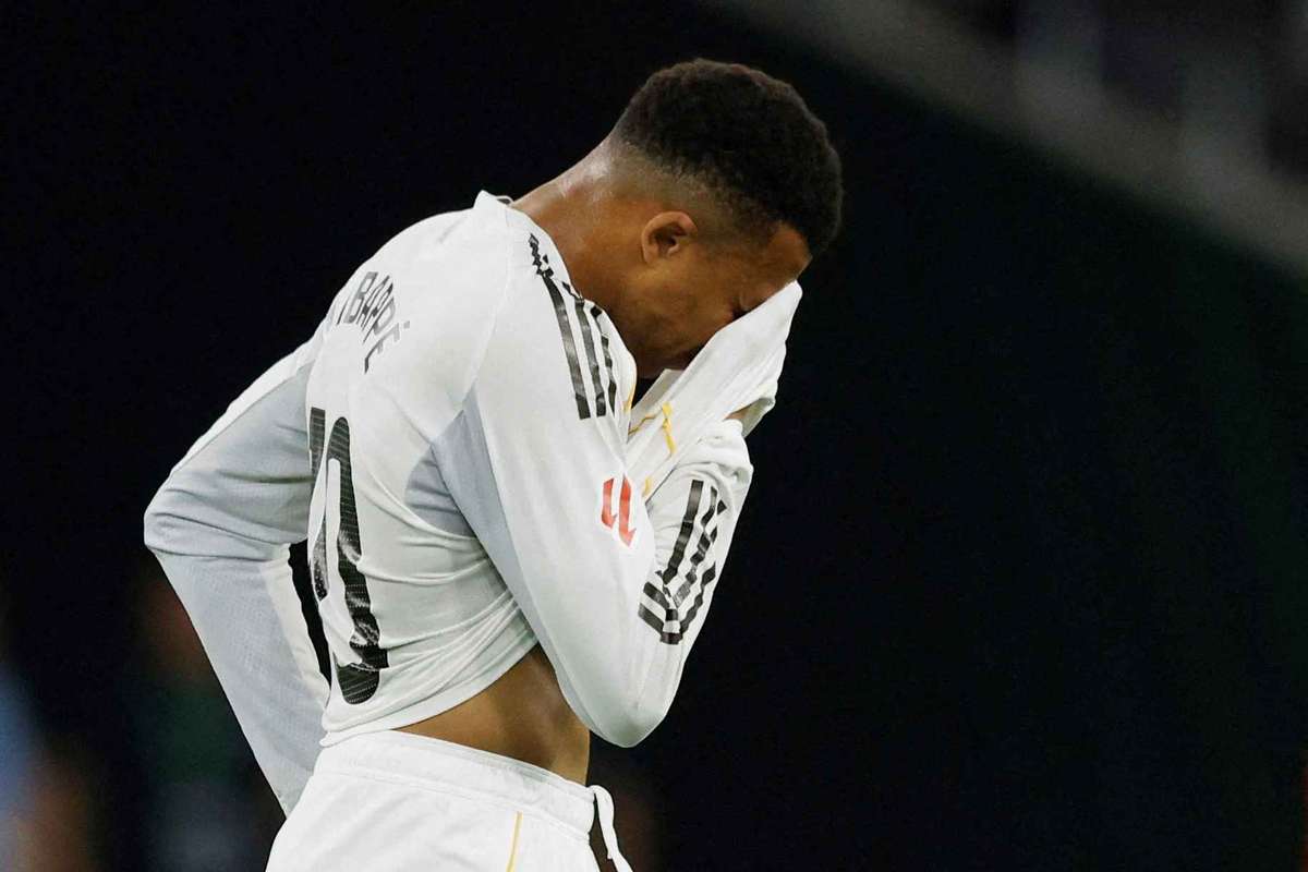 Le temps de guérison de Mbappé rigoureusement supervisé, affirment ses proches