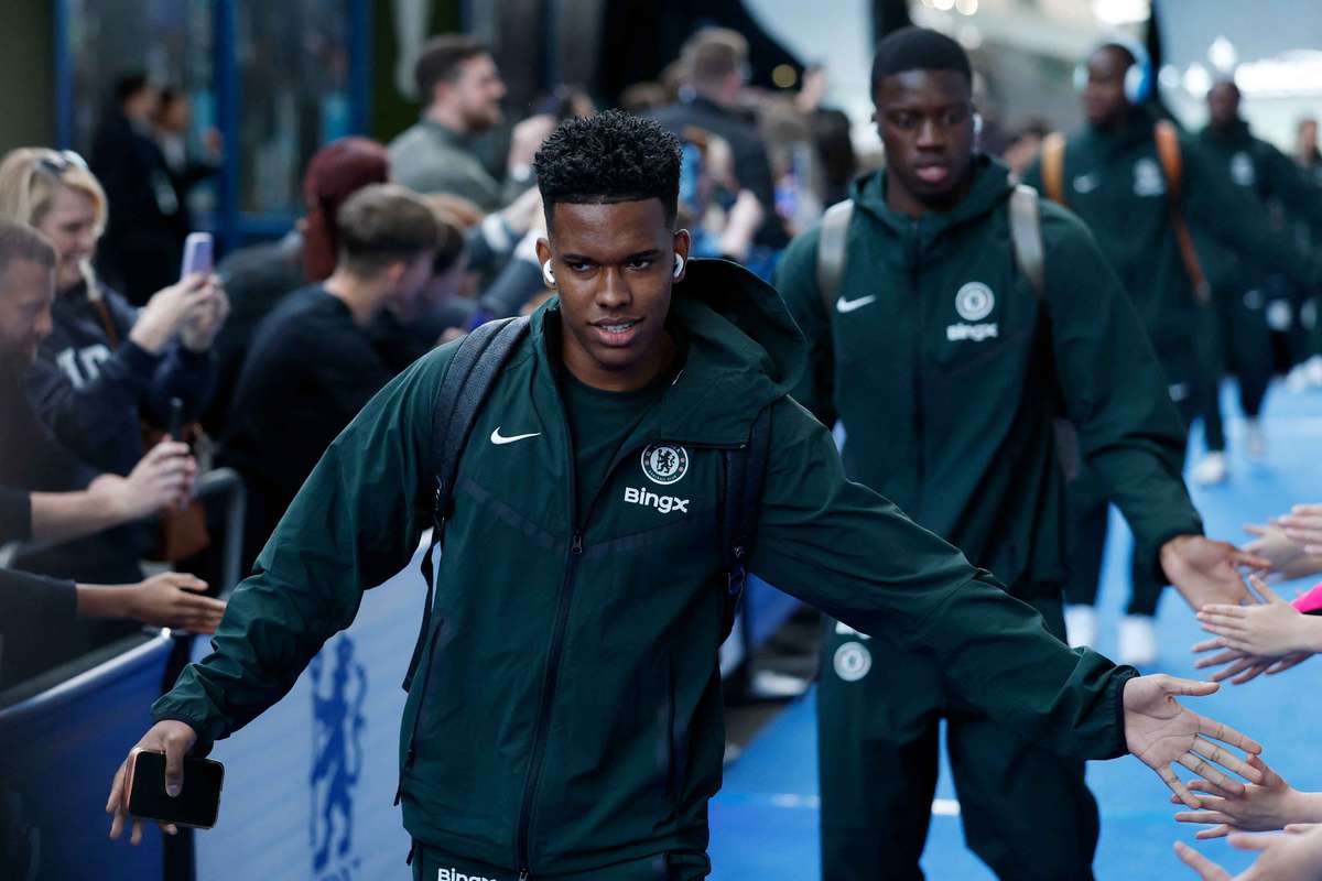 Rééducation brésilienne pour Estevao afin de viser la Coupe du monde