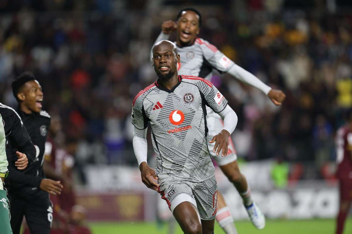 Makgopa and Maswanganyi Excel in Orlando Pirates Crucial Victory Over Stellenbosch