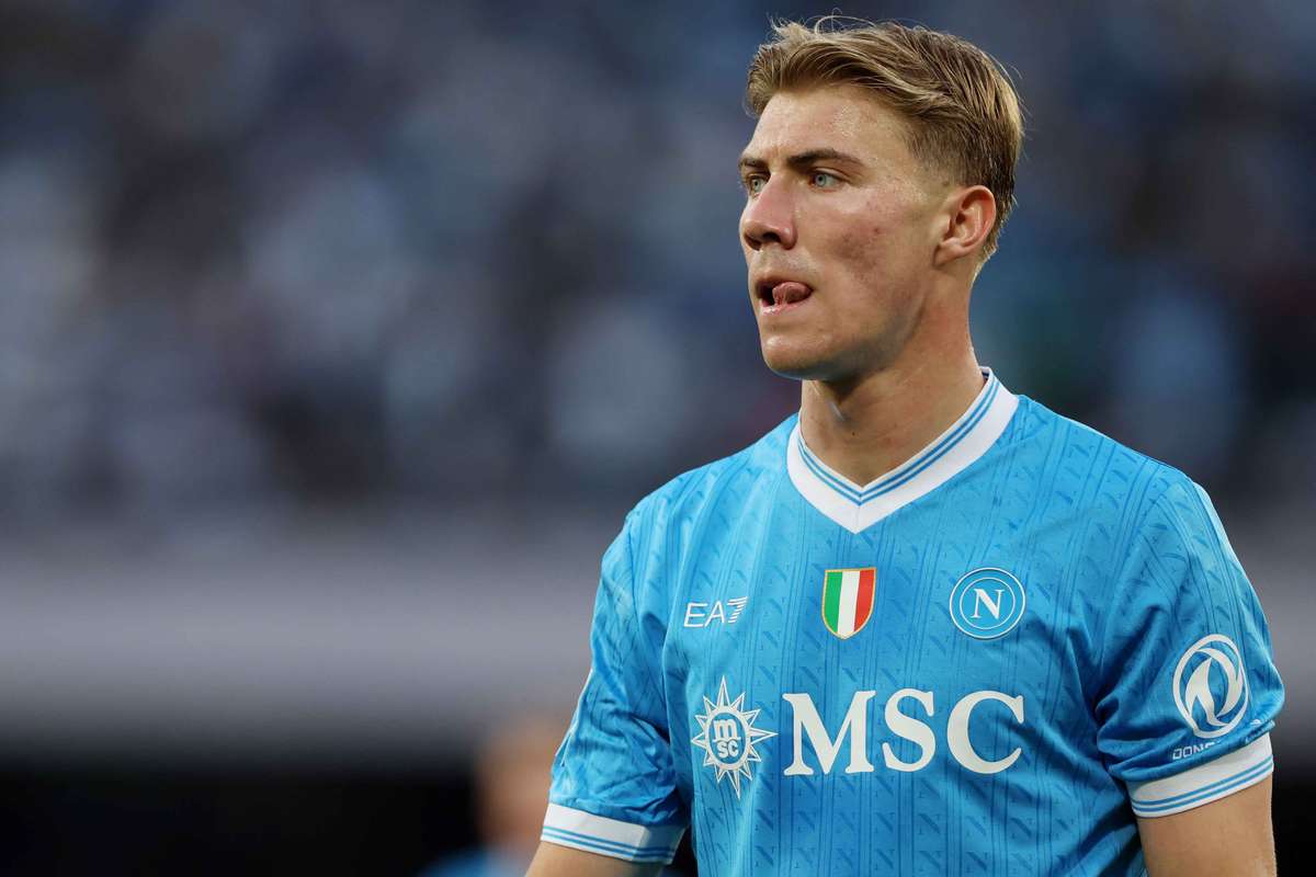 Schmeichel lamenta que o Manchester United perca Hojlund para o Nápoles
