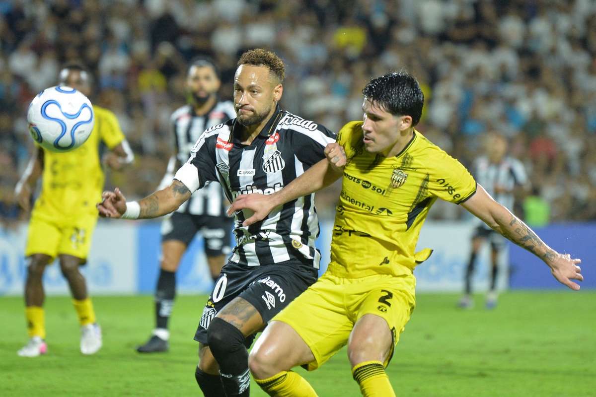 Neymar faz golo mas Santos empata frente ao Recoleta e continua sem vitórias na Sul Americana