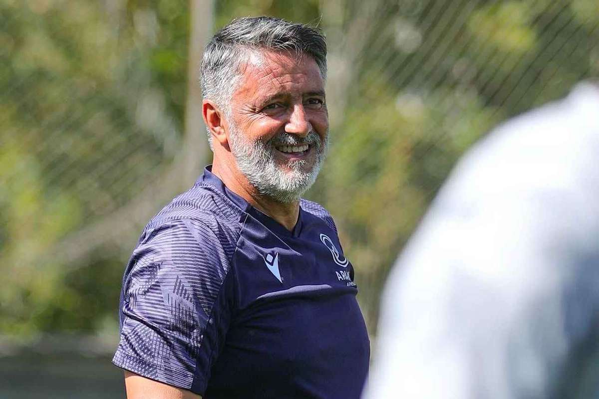 Arménia: Ararat dirigido por Tulipa triunfa e fica perto do campeonato (1-0)