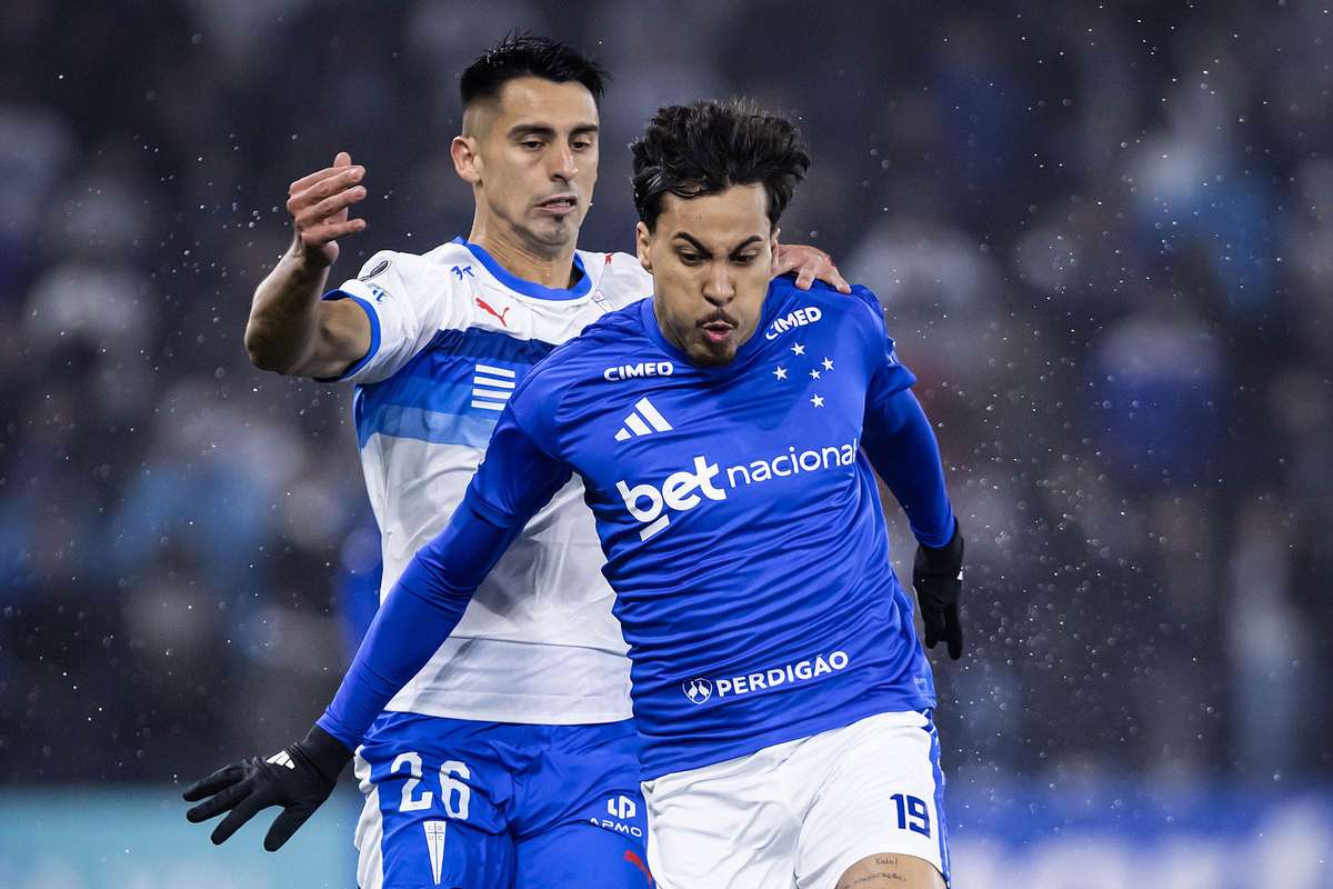 Libertadores: Cruzeiro aguentou com dez e garantiu empate valioso no Chile (0-0)