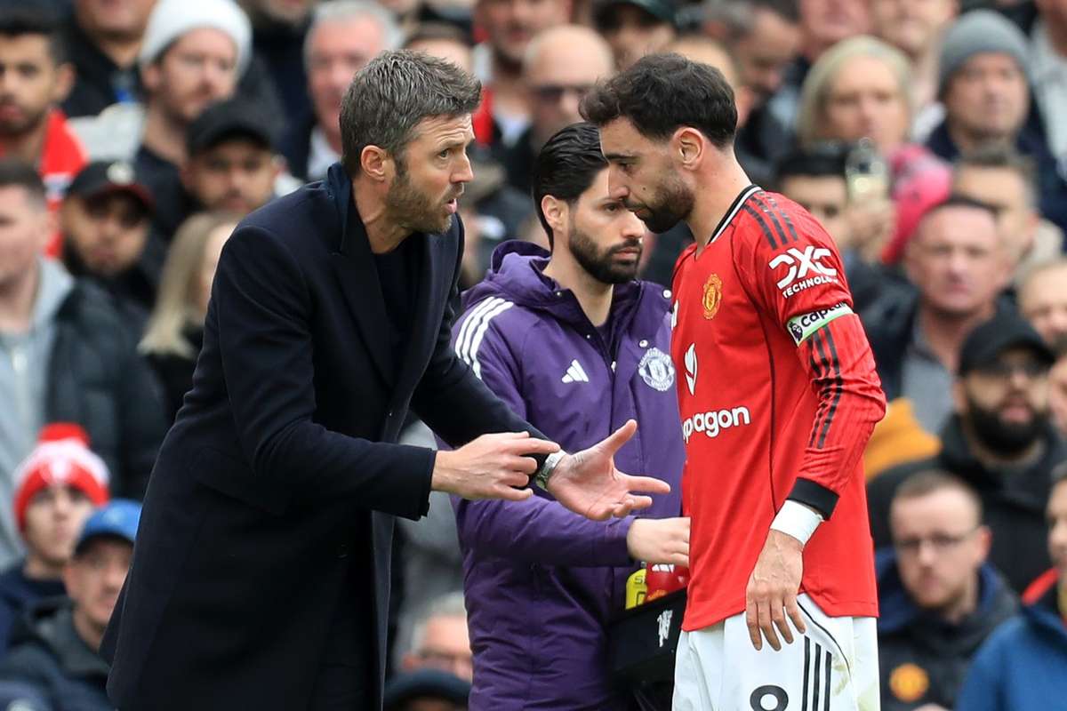 Michael Carrick diz que Bruno Fernandes merece por completo o prémio da FWA