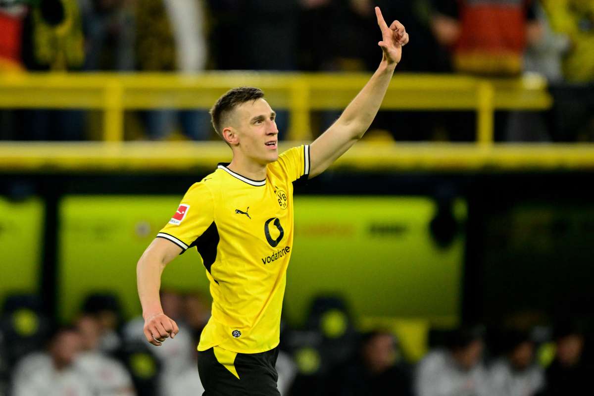 Borussia Dortmund domine l'Eintracht Francfort et confirme sa deuxieme place