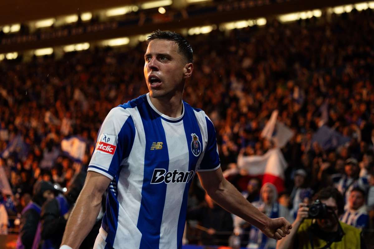 Jan Bednarek del FC Oporto sufre un alarmante robo con arma blanca