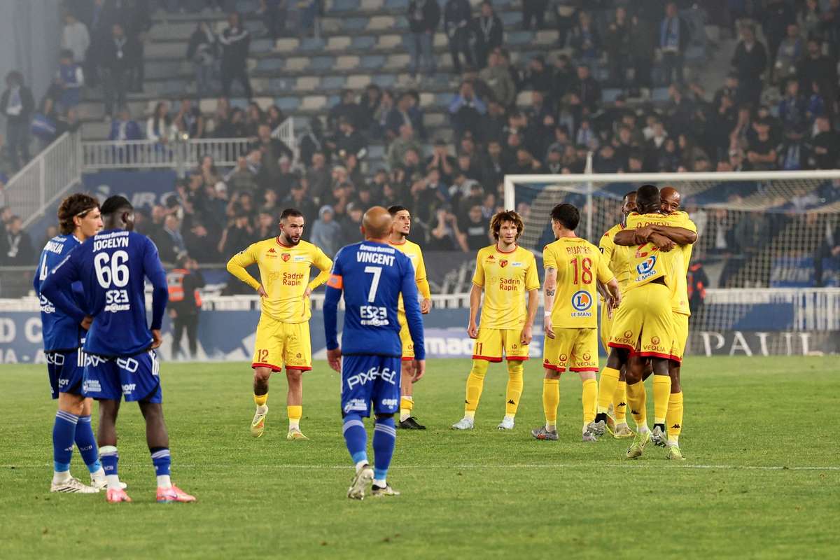 Interrupção de partida na Ligue 2 francesa atrasa conclusão da época