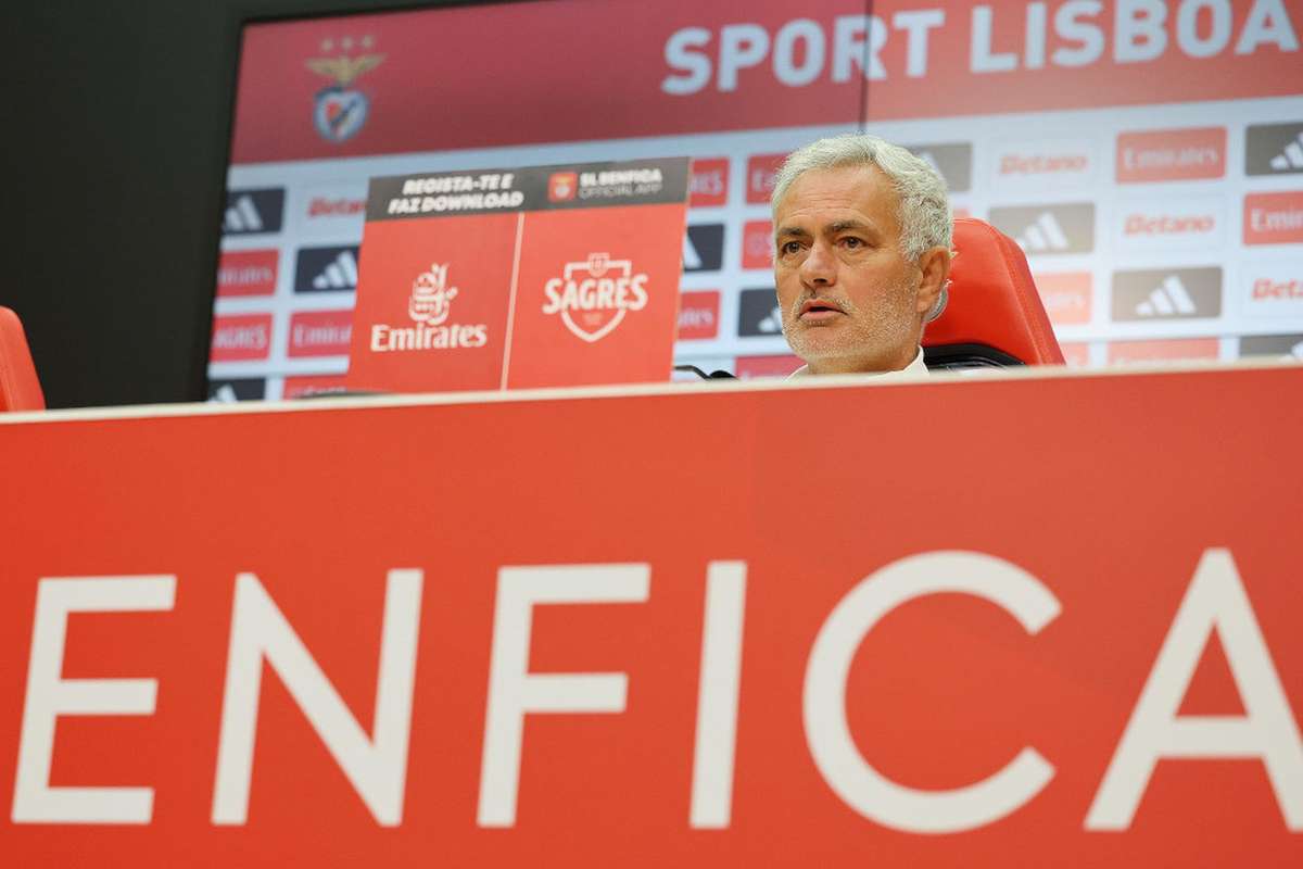 José Mourinho: Não mantive qualquer contacto com o Real Madrid e só falarei após o derradeiro jogo