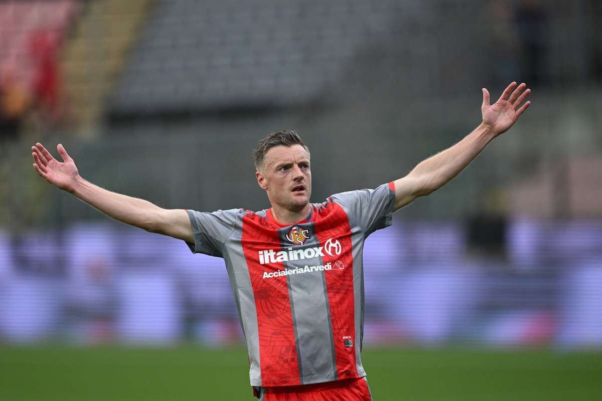 Serie A: Vardy regressa aos golos e Cremonese triunfa sobre o Pisa por 3-0