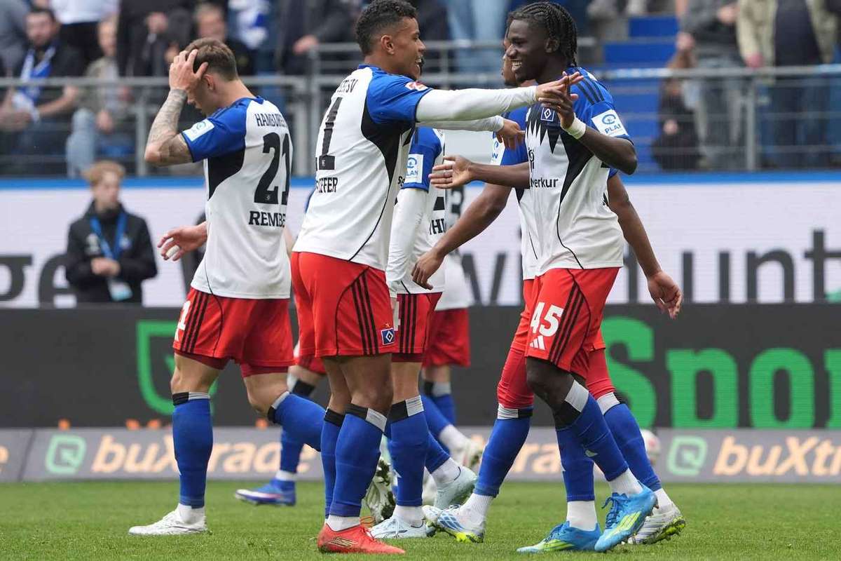 Bundesliga: Fábio Baldé marca no triunfo do Hamburgo sobre o Friburgo (3-2)