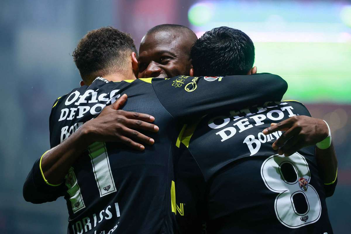 Valencia impulsa al Pachuca a semifinales y termina con el dominio del Toluca (2-0)