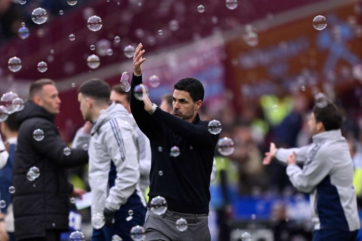 "Herzrasen pur" durch VAR-Skandal Tabellenanführer Arsenal kann durchatmen