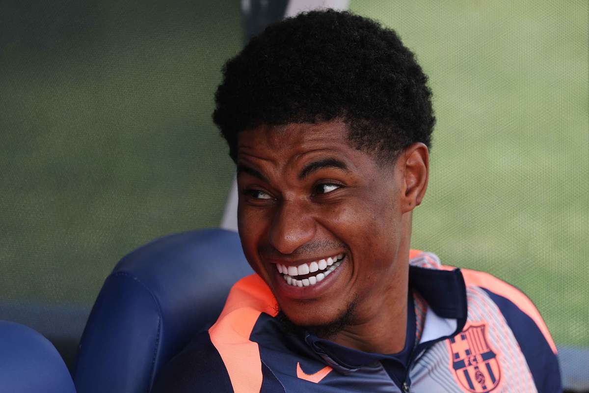 Koeman tacha de robo el precio de Rashford