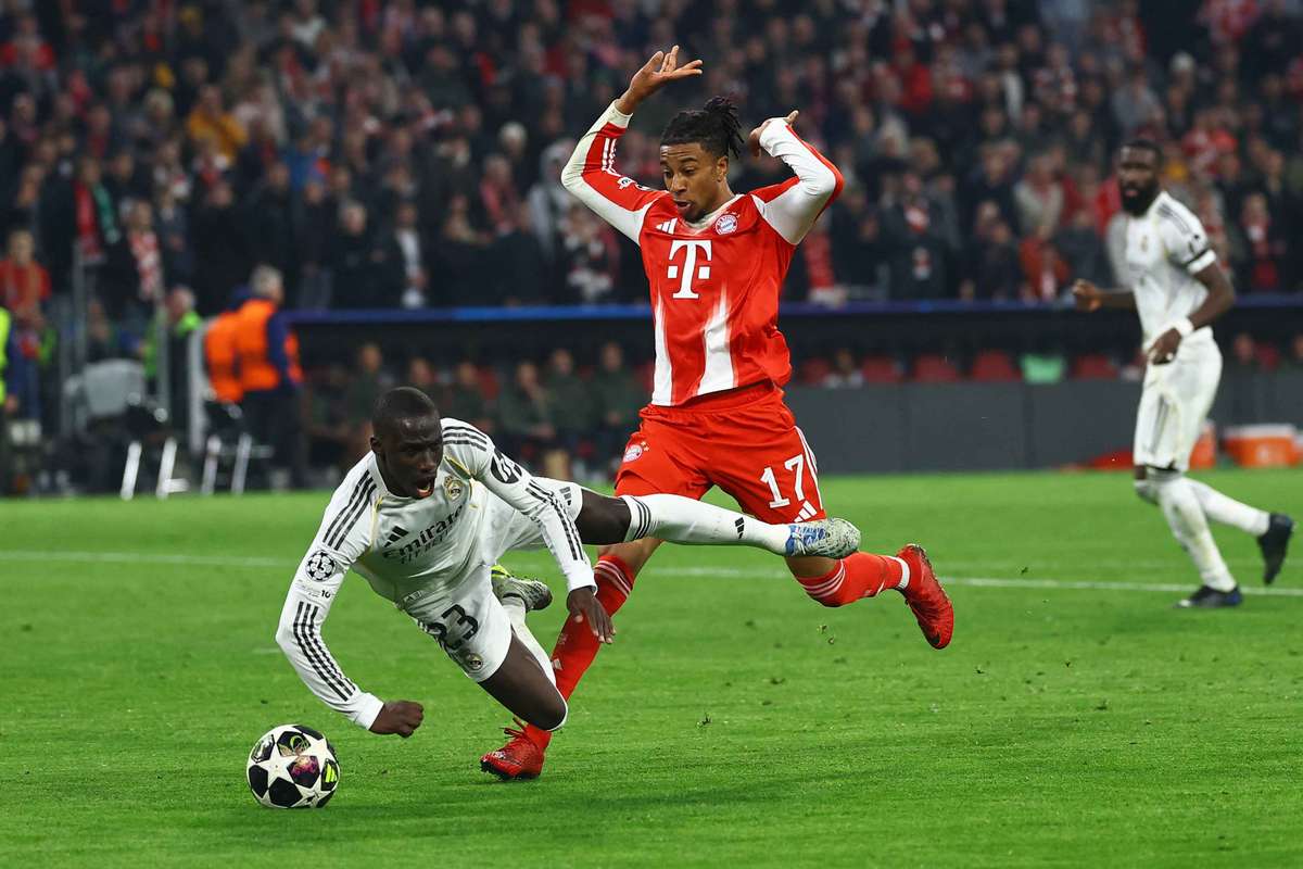 Mendy fora de jogo por pelo menos tres meses apos operacao a coxa